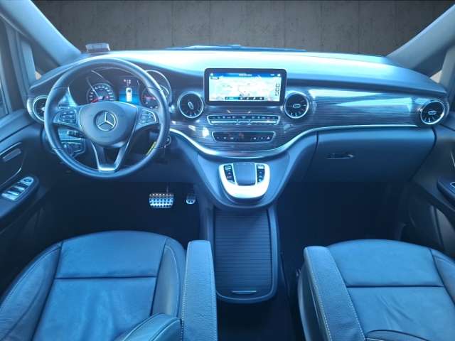 Fahrzeugbild eines Mercedes-Benz V-Klasse