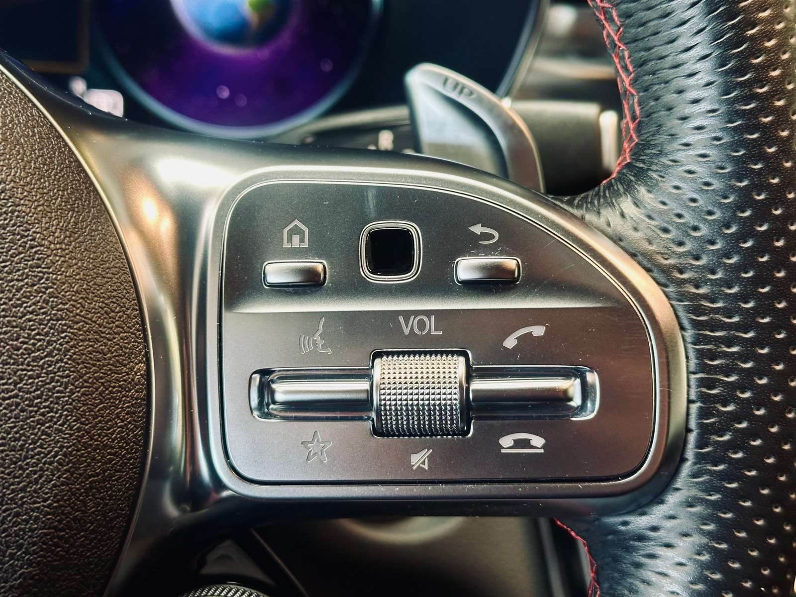 Fahrzeugbild eines Mercedes-Benz GLC
