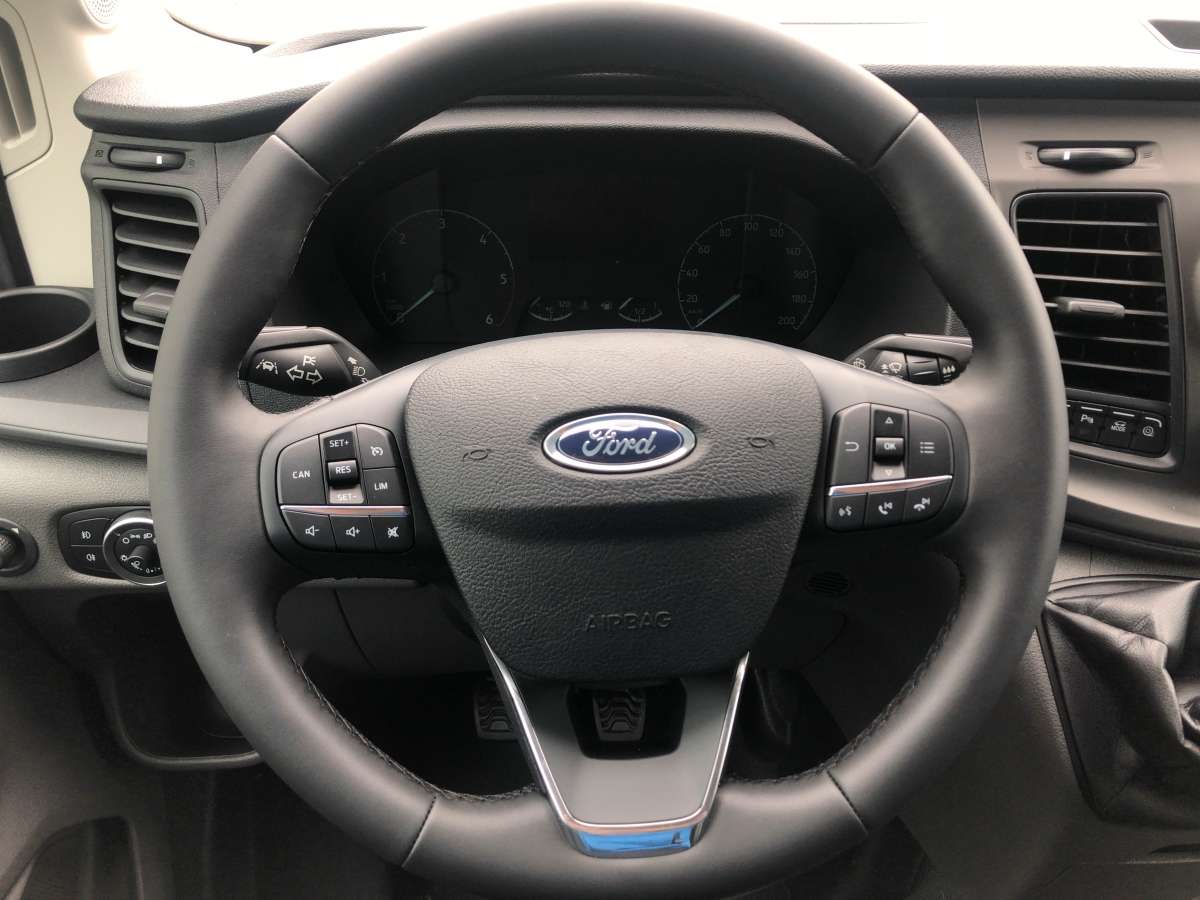 Fahrzeugbild eines Ford Transit