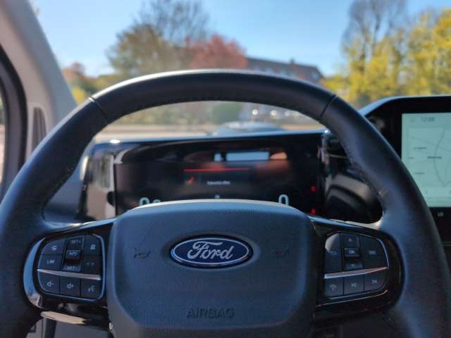 Fahrzeugbild eines Ford Tourneo Custom
