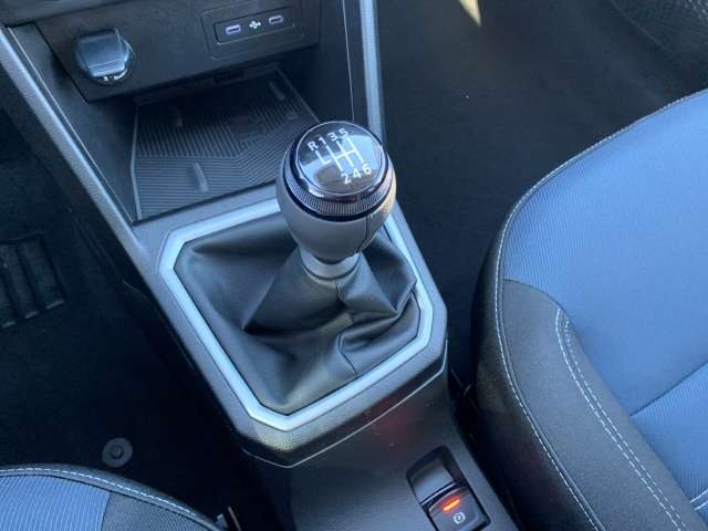 Fahrzeugbild eines Dacia Jogger