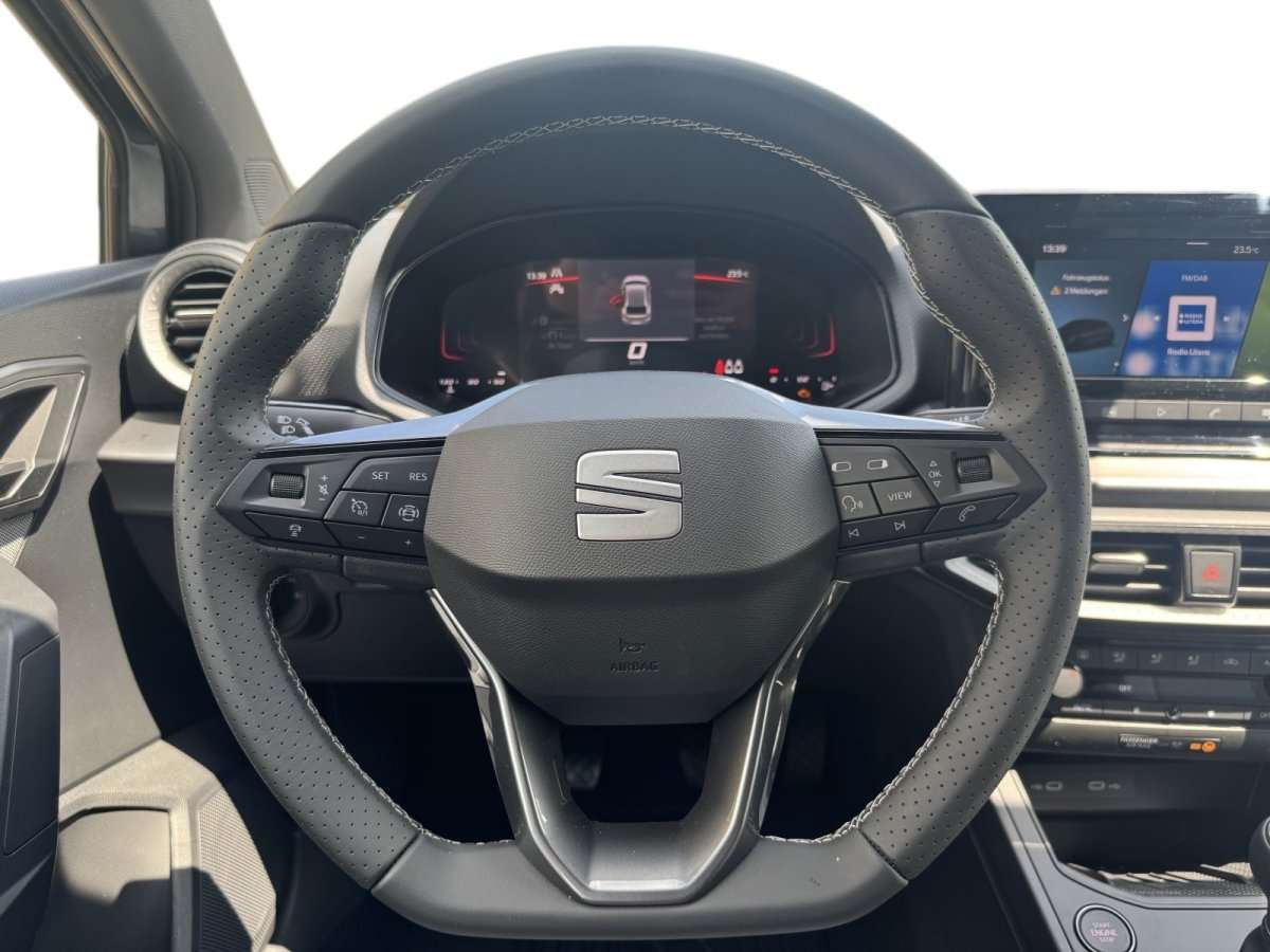 Fahrzeugbild eines SEAT Ibiza