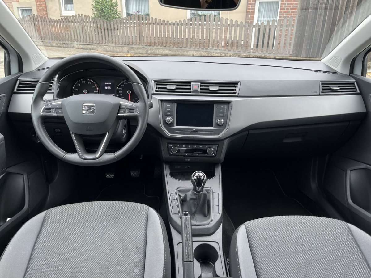 Fahrzeugbild eines SEAT Ibiza