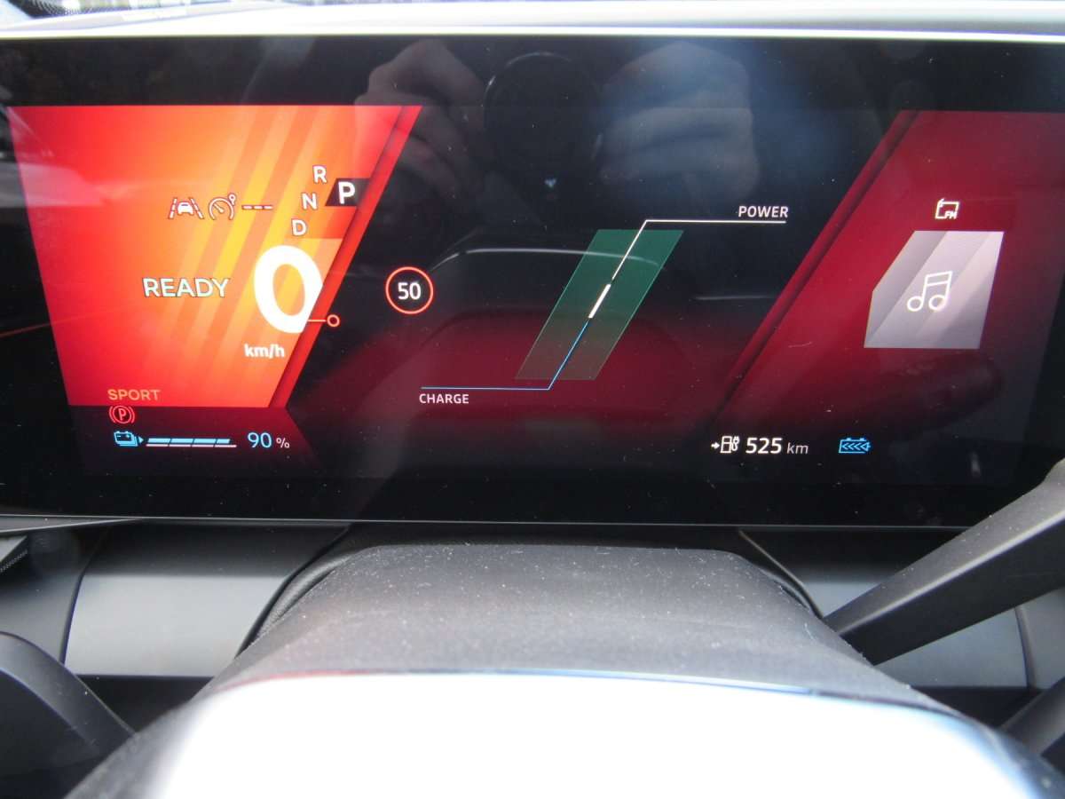 Fahrzeugbild eines Renault Scenic E-TECH