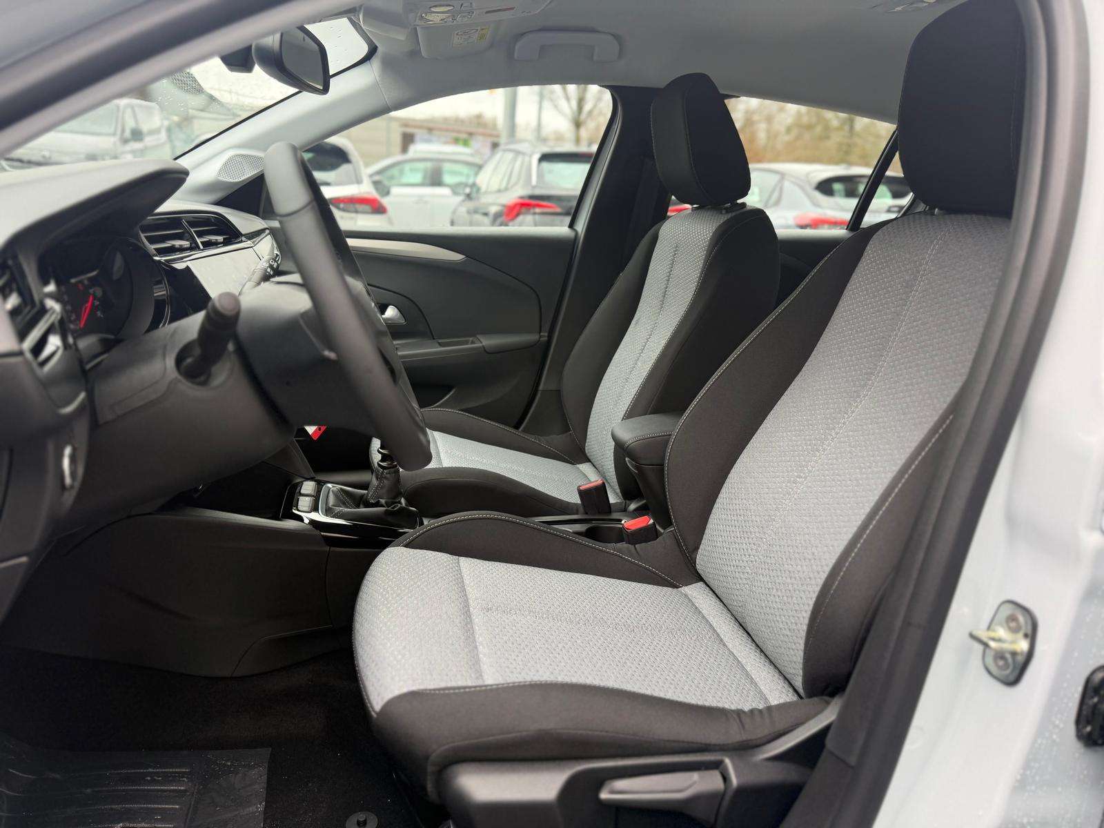 Fahrzeugbild eines Opel Corsa