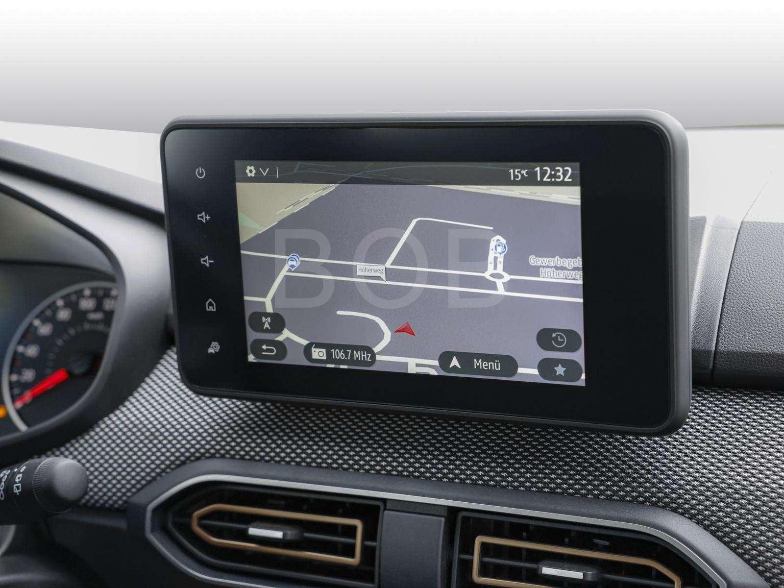 Fahrzeugbild eines Dacia Sandero