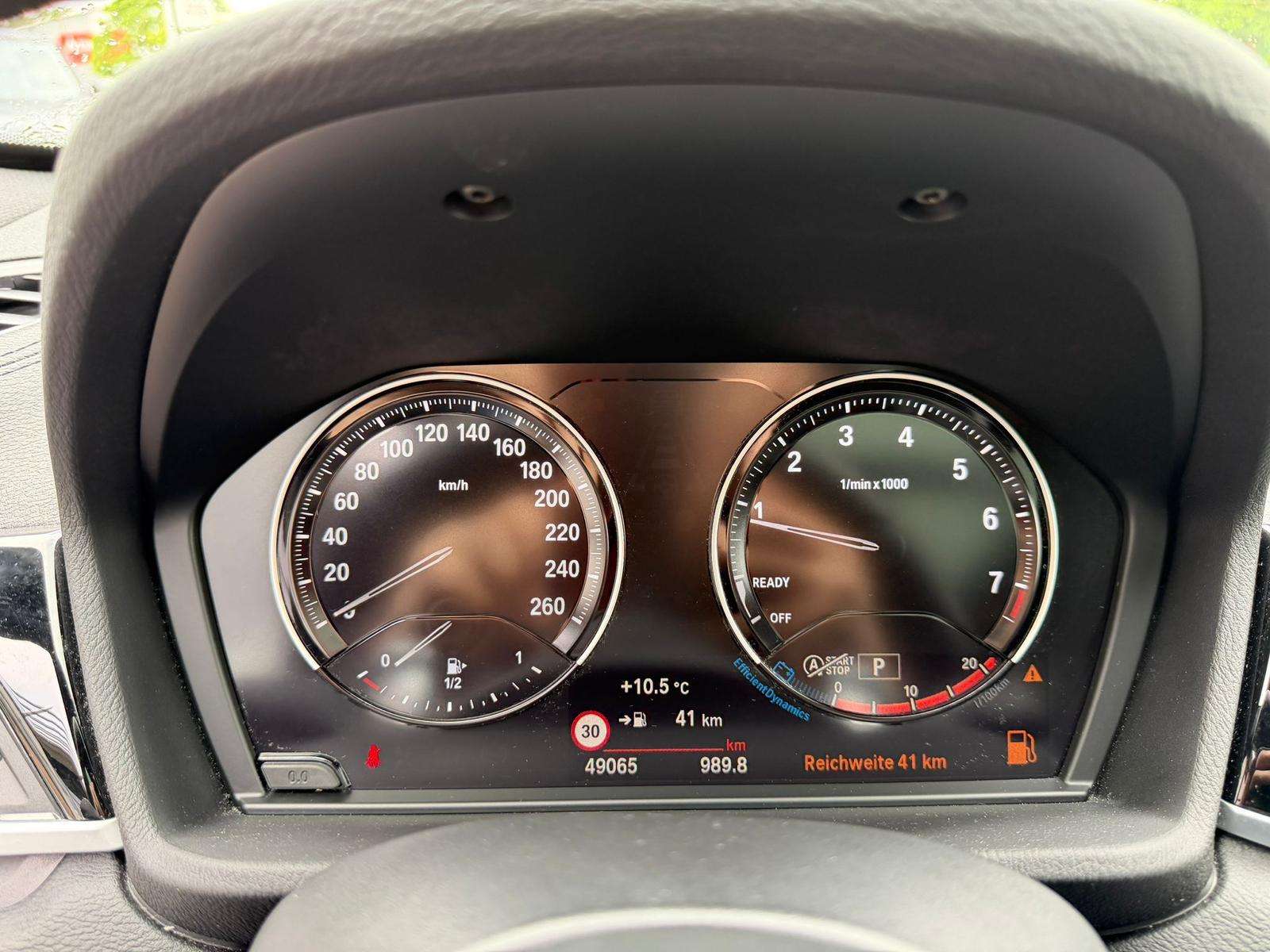 Fahrzeugbild eines BMW X1