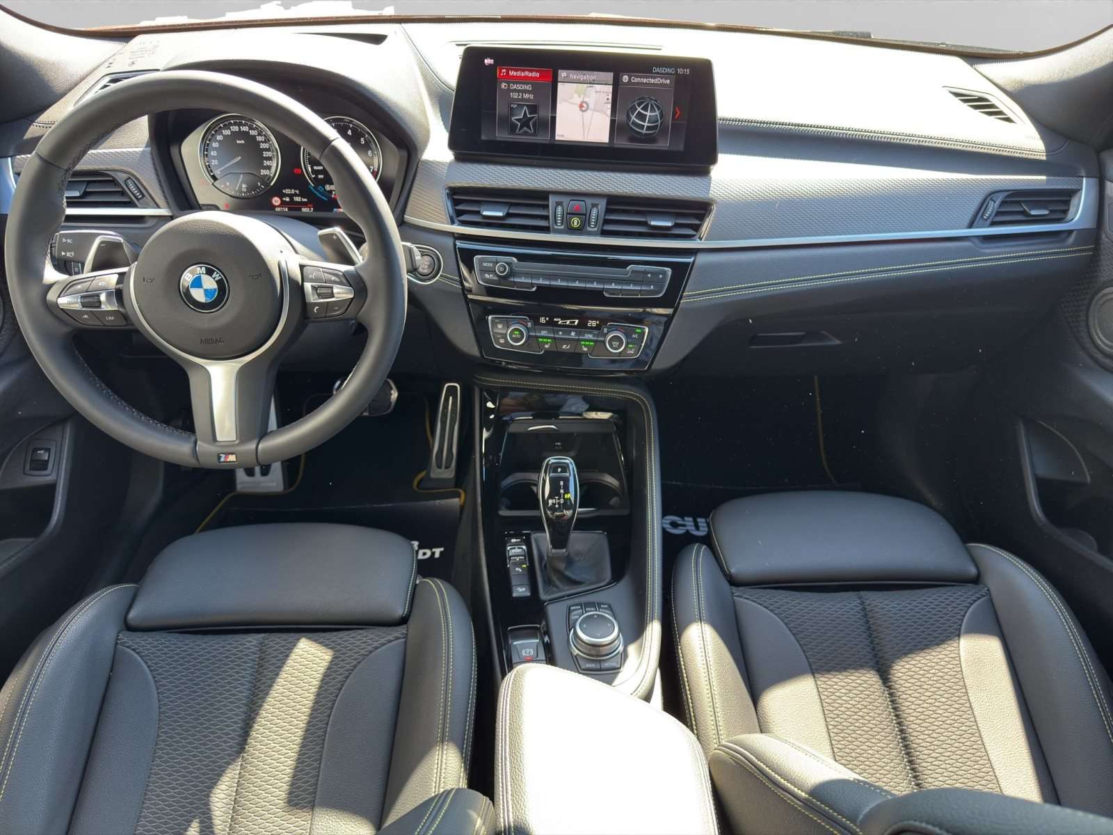 Fahrzeugbild eines BMW X2