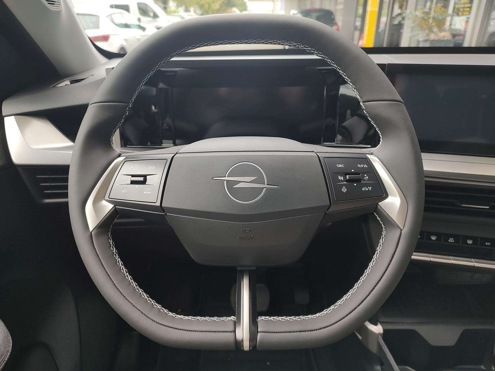 Fahrzeugbild eines Opel Frontera