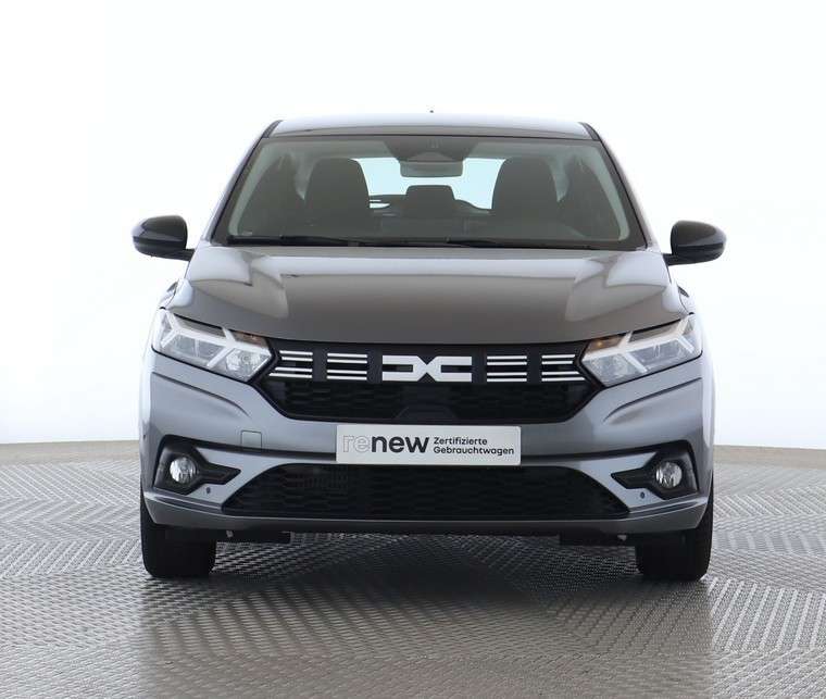 Fahrzeugbild eines Dacia Sandero