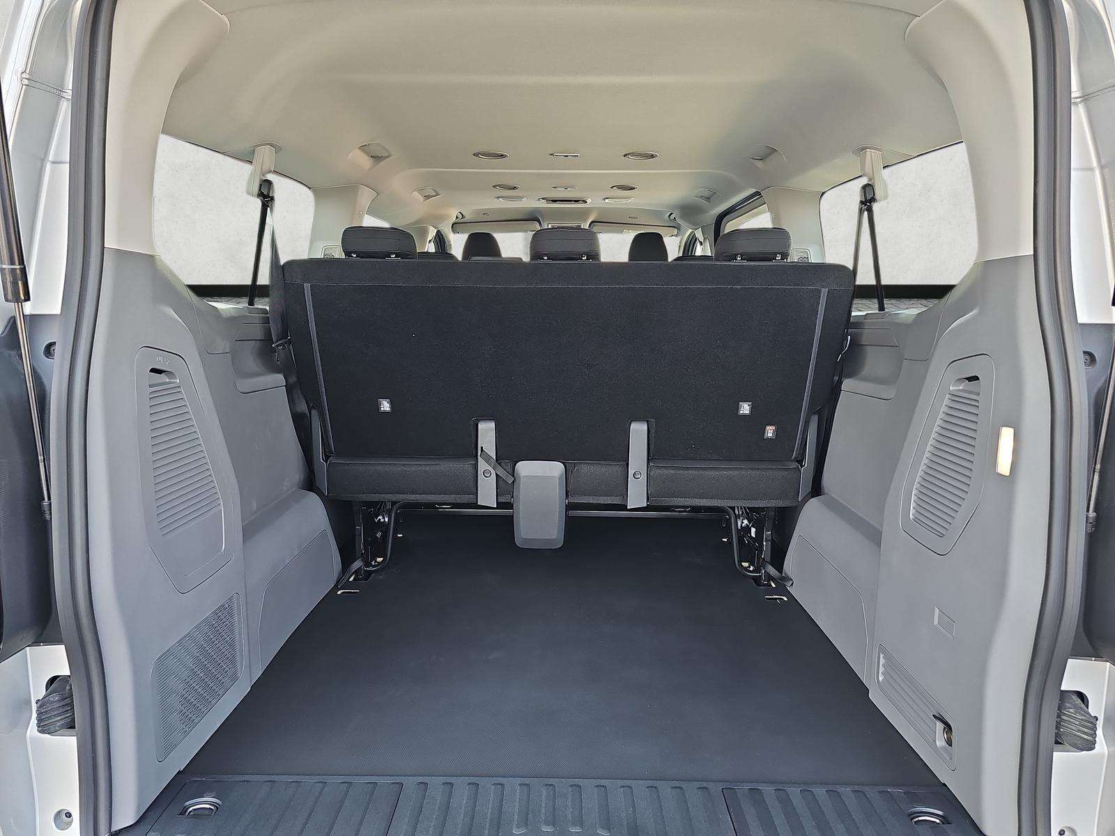 Fahrzeugbild eines Volkswagen Caravelle