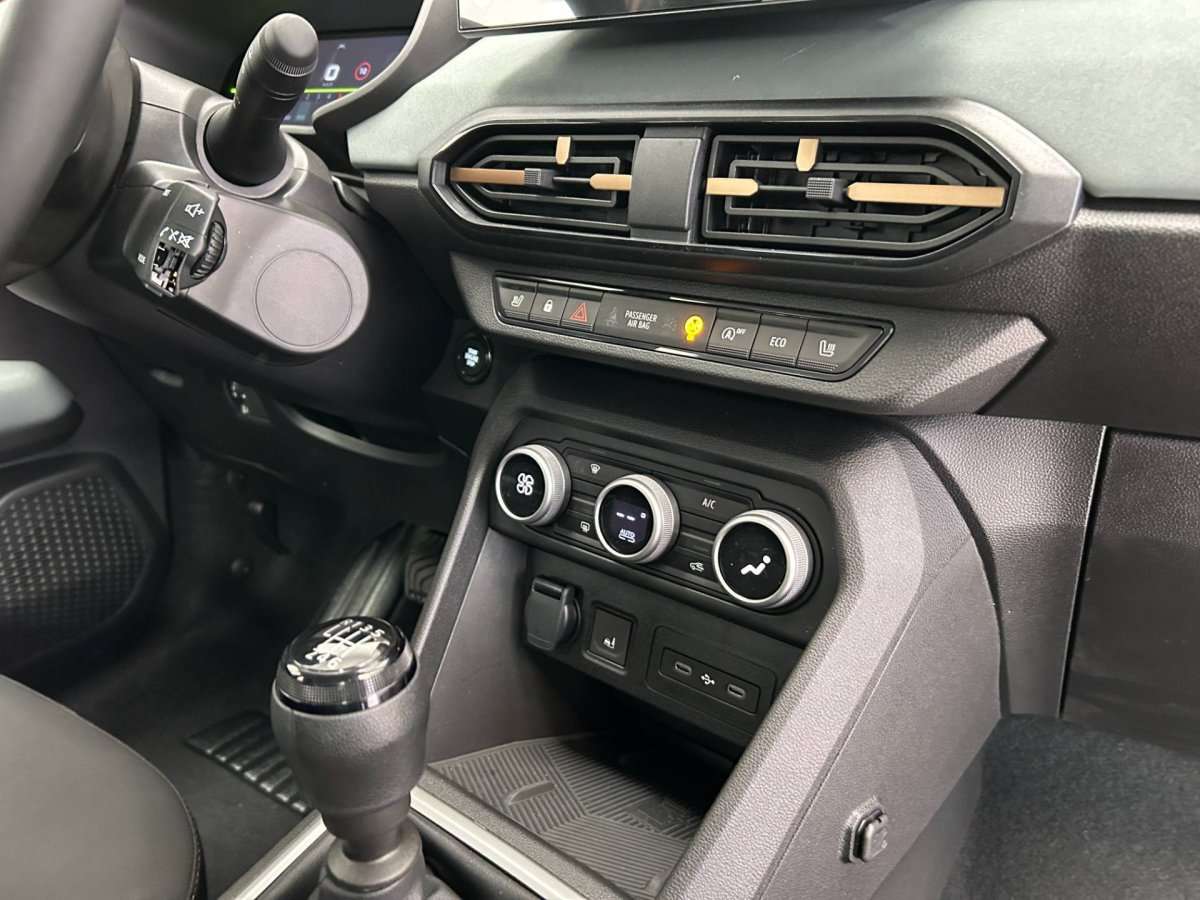 Fahrzeugbild eines Dacia Sandero