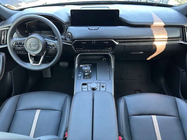 Fahrzeugbild eines Mazda CX-60