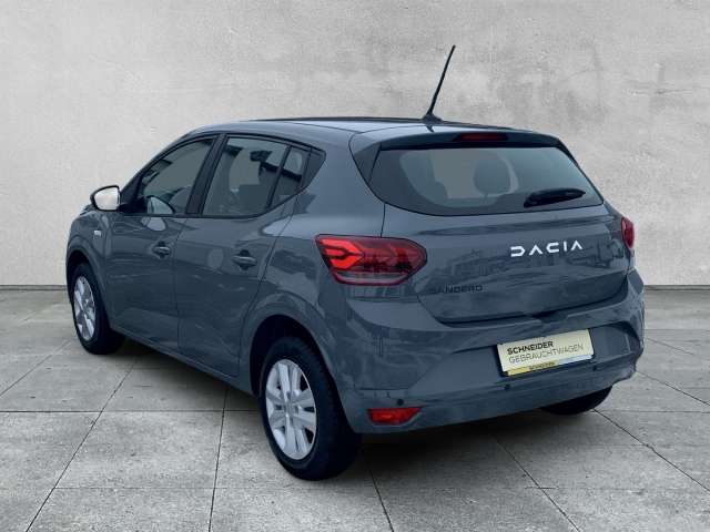 Fahrzeugbild eines Dacia Sandero