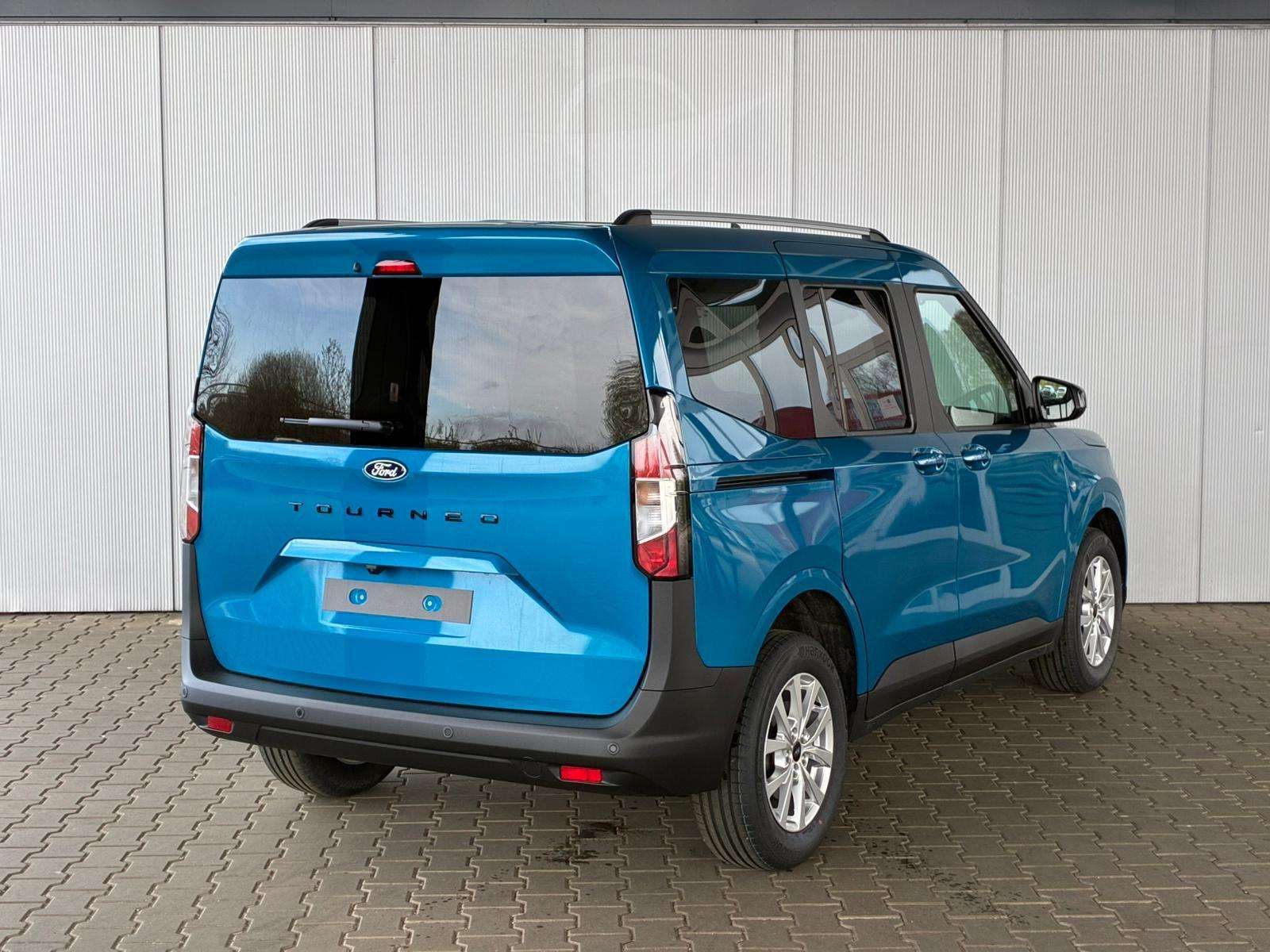 Fahrzeugbild eines Ford Tourneo Courier