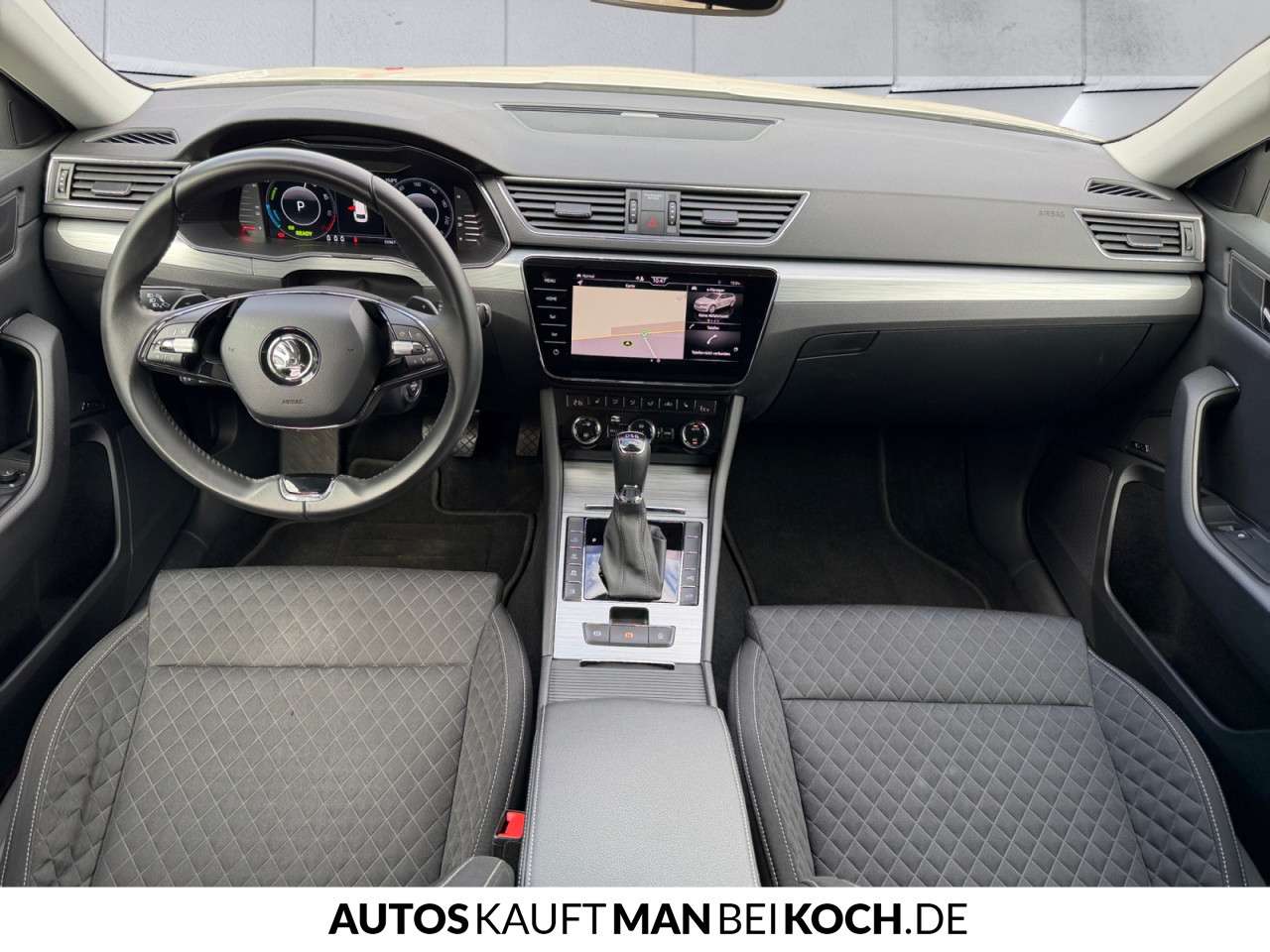 Fahrzeugbild eines Skoda Superb