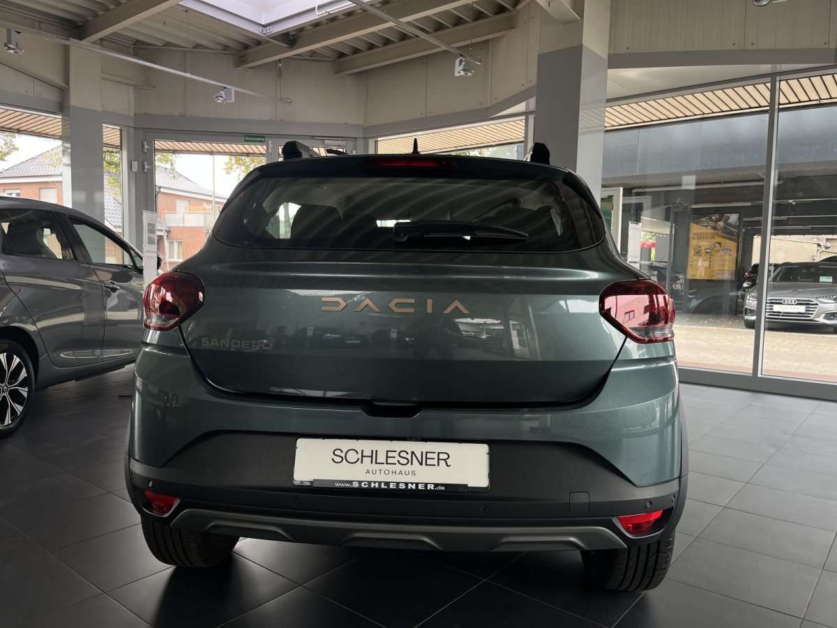 Fahrzeugbild eines Dacia Sandero