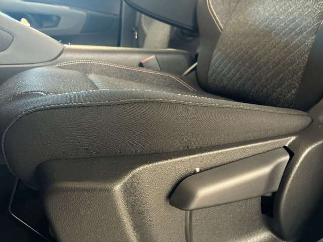 Fahrzeugbild eines Peugeot Rifter