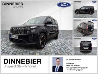 Schräge Frontansicht auf einen Ford Tourneo Courier , freigestellt