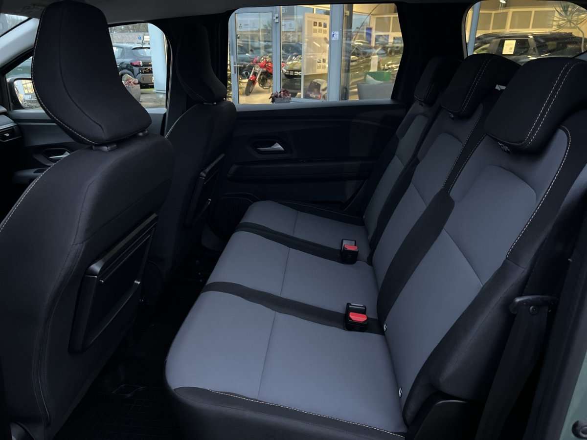 Fahrzeugbild eines Dacia Jogger