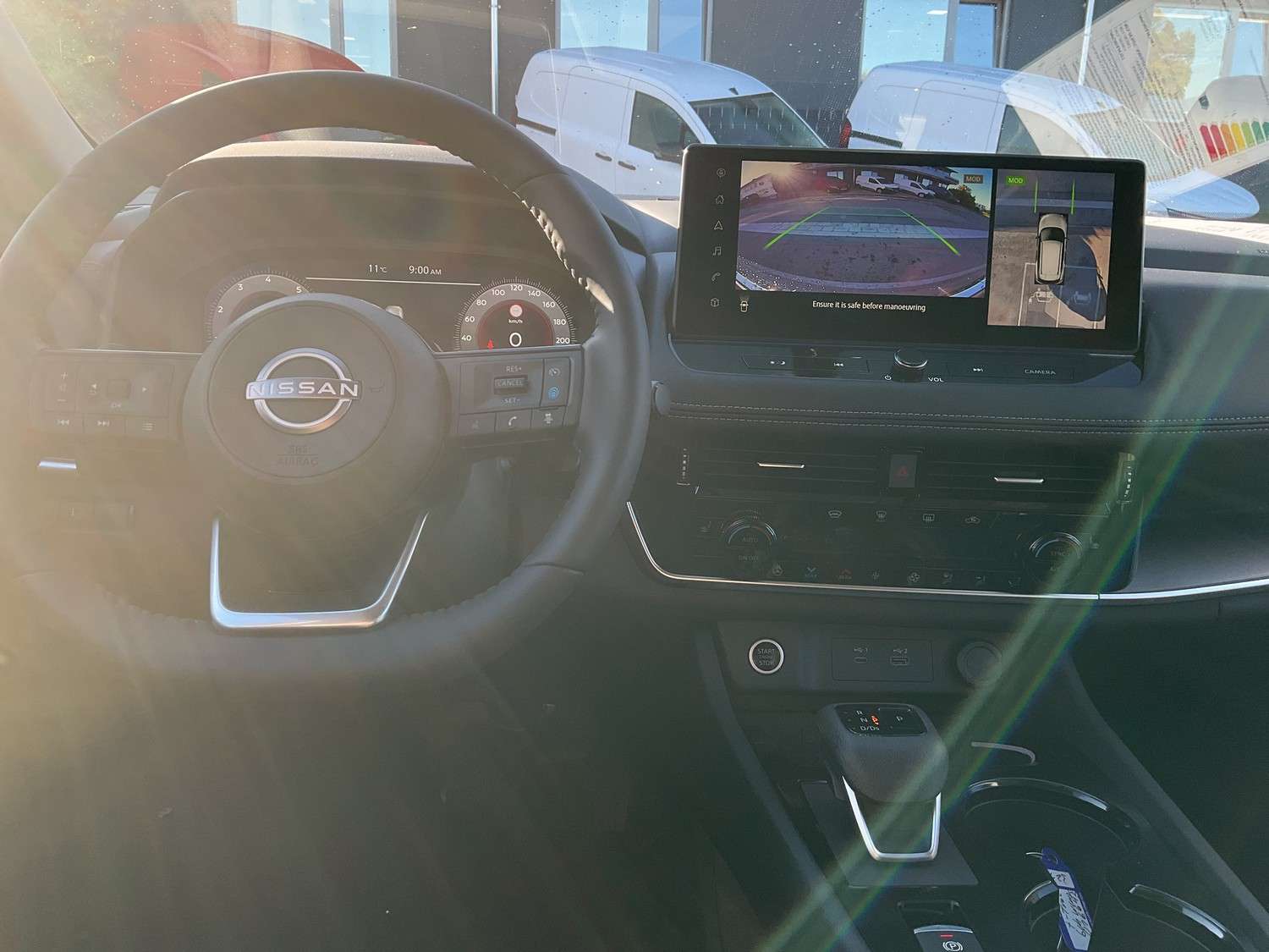 Fahrzeugbild eines Nissan X-TRAIL