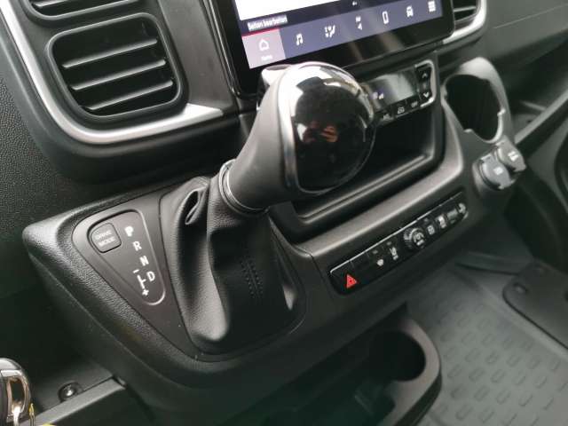 Fahrzeugbild eines Opel Movano