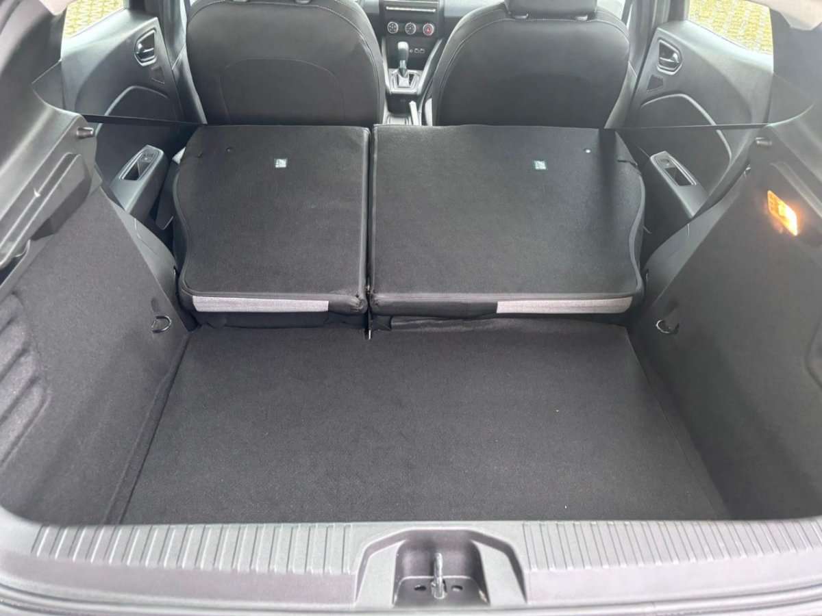 Fahrzeugbild eines Renault Clio