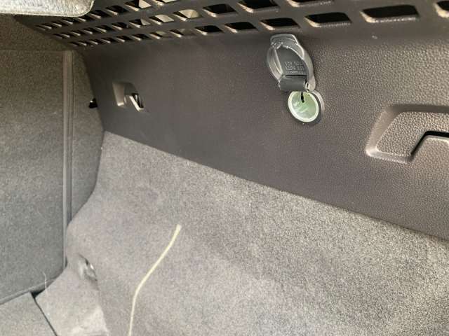 Fahrzeugbild eines Renault Rafale