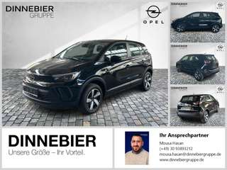 Schräge Frontansicht auf einen Opel Crossland X , freigestellt