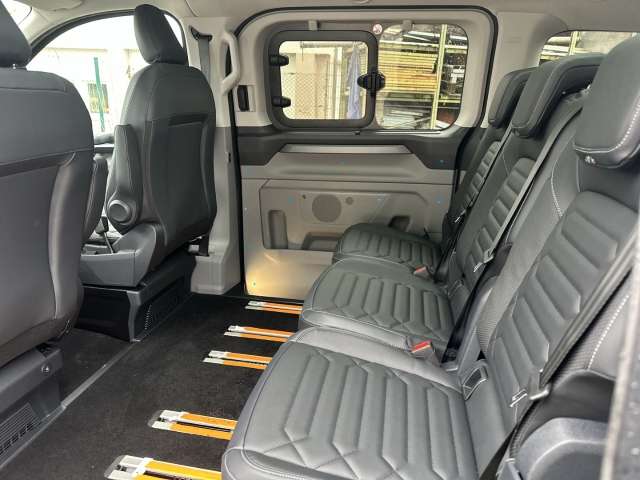 Fahrzeugbild eines Ford Tourneo Custom