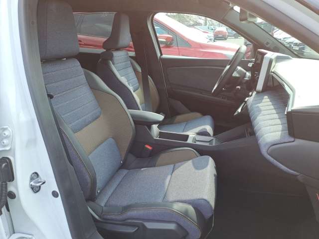 Fahrzeugbild eines Renault 5 E-TECH