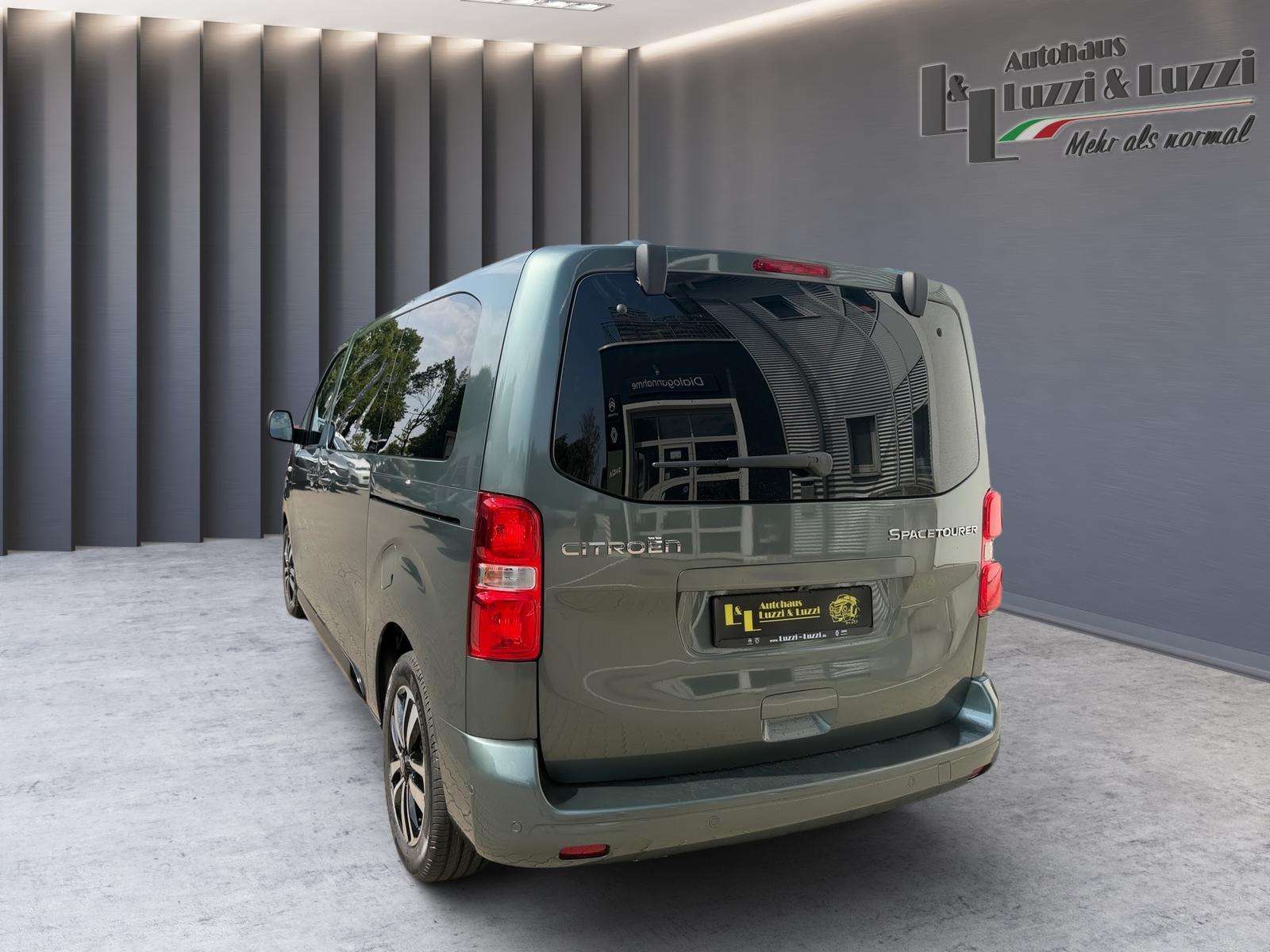 Fahrzeugbild eines Citroën SpaceTourer
