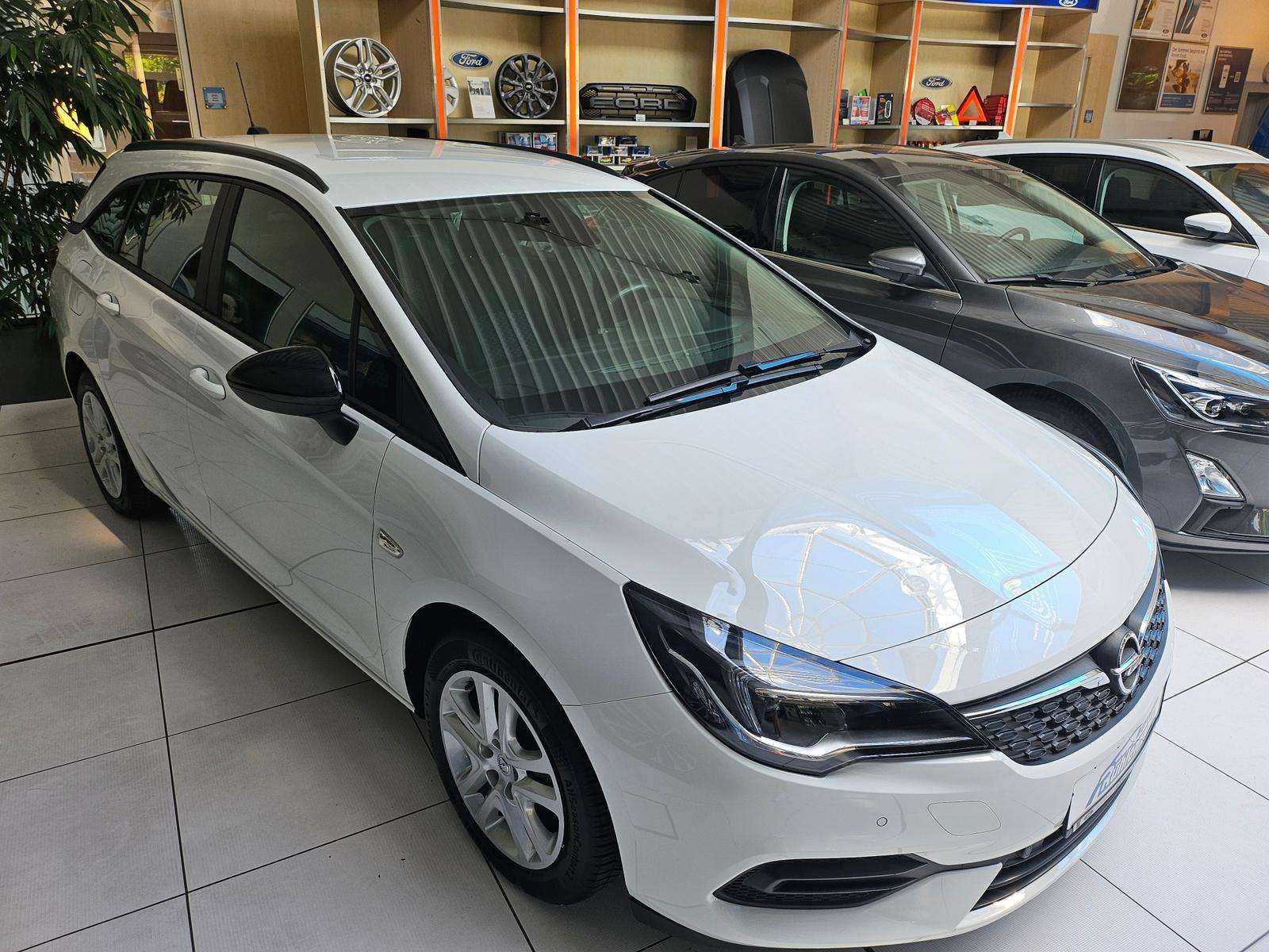 Fahrzeugbild eines Opel Astra