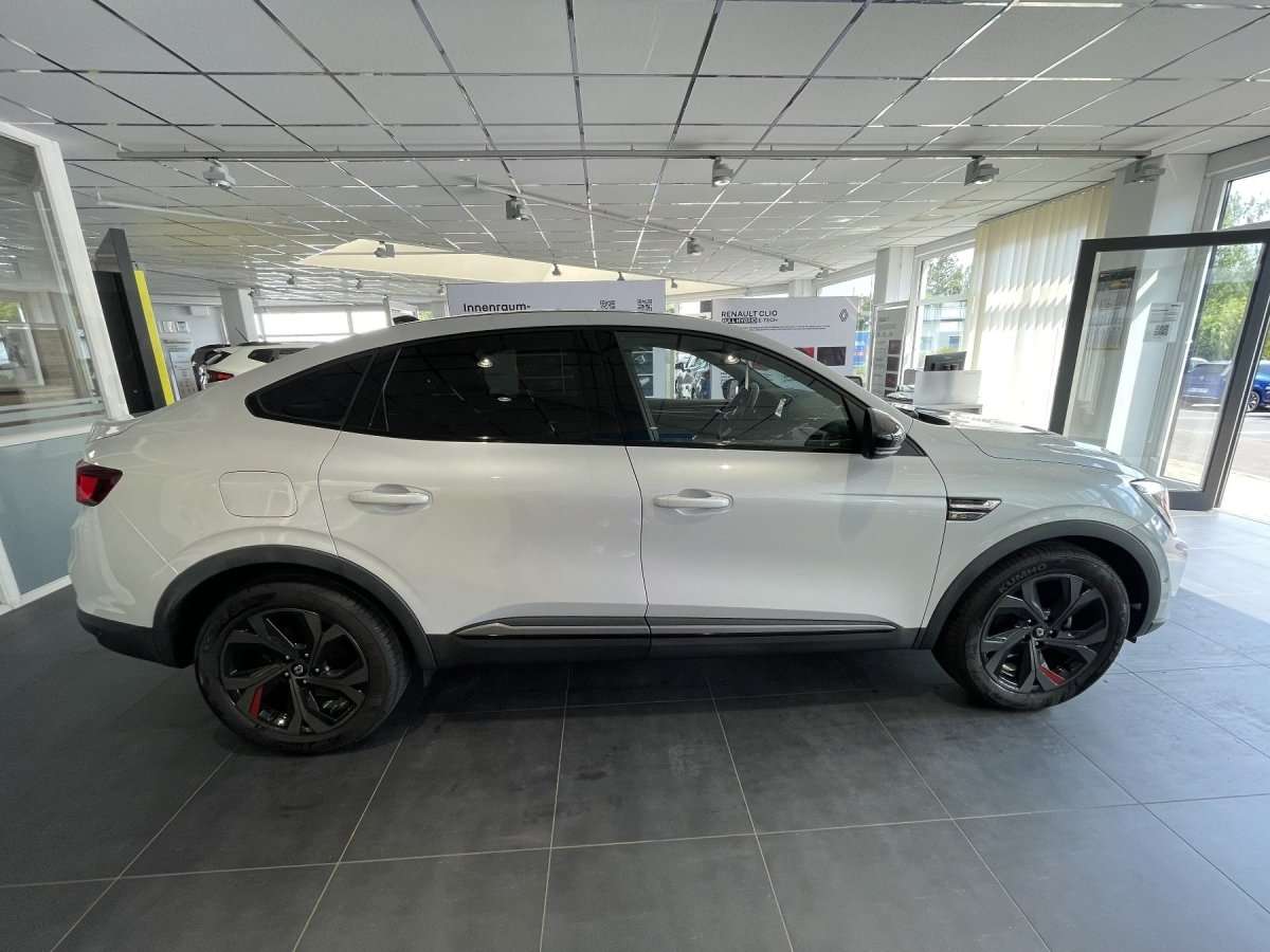Fahrzeugbild eines Renault Arkana