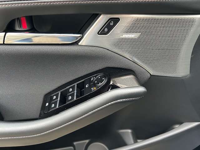 Fahrzeugbild eines Mazda Mazda3