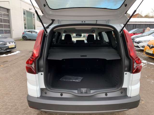 Fahrzeugbild eines Dacia Jogger