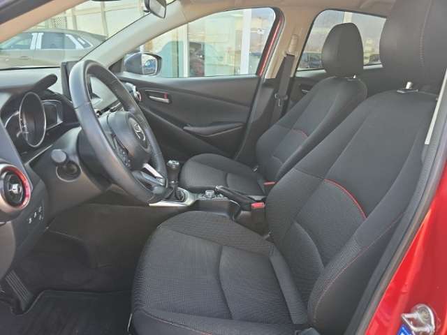 Fahrzeugbild eines Mazda Mazda2