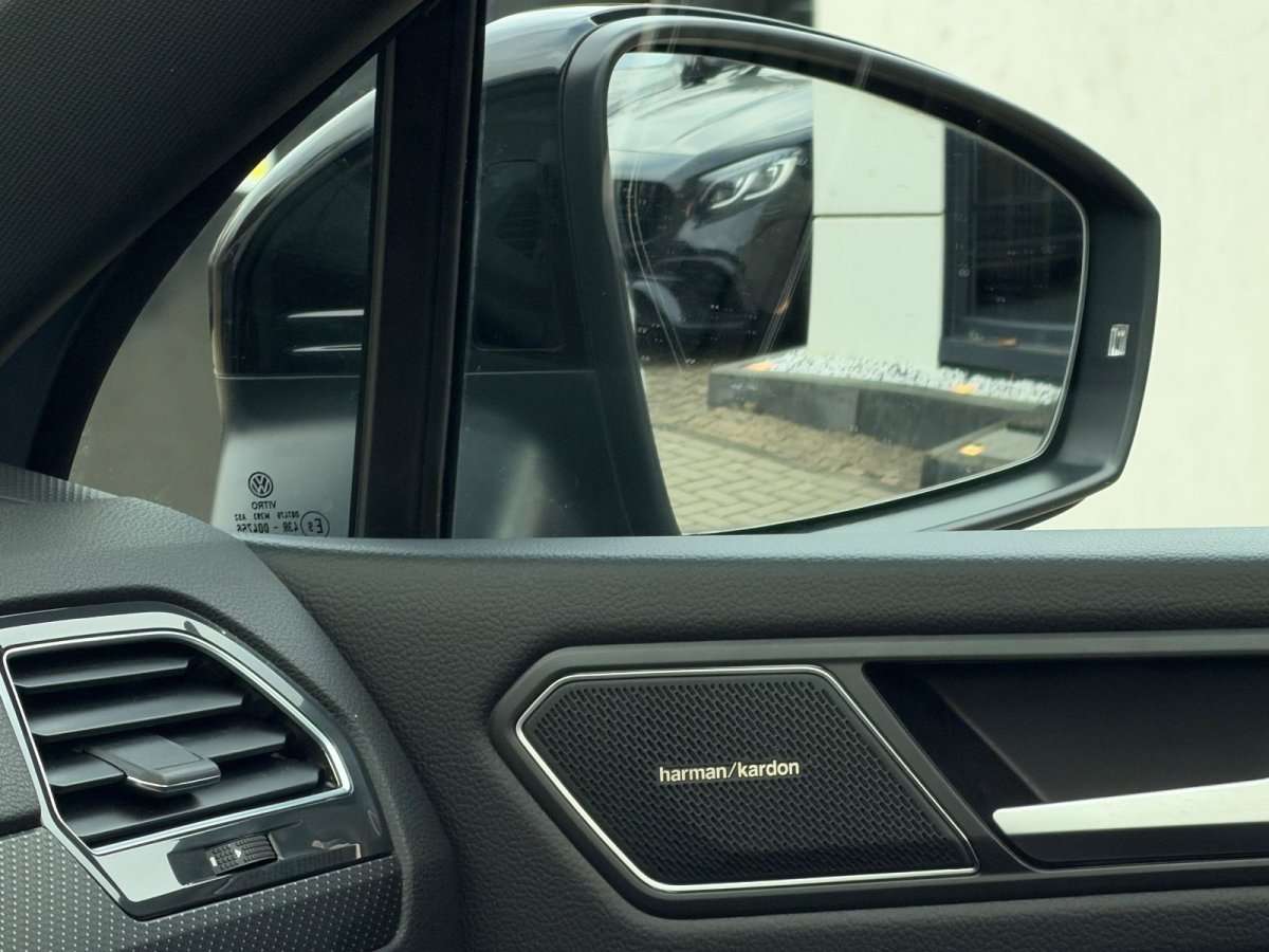 Fahrzeugbild eines Volkswagen Tiguan Allspace