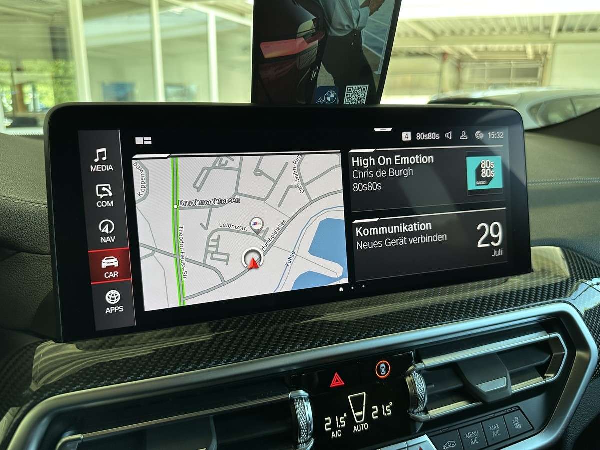 Fahrzeugbild eines BMW X4