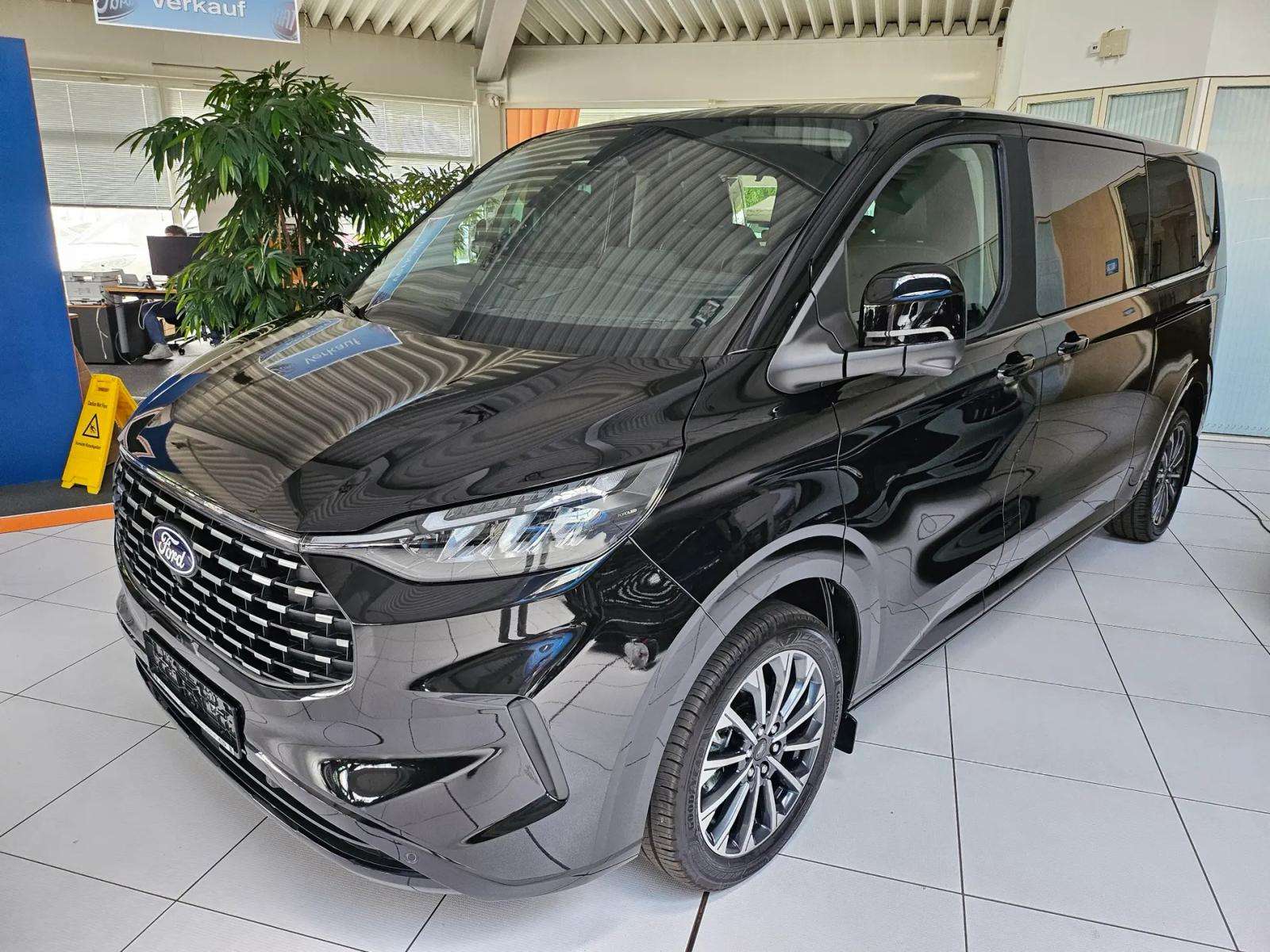 Fahrzeugbild eines Ford Tourneo Custom