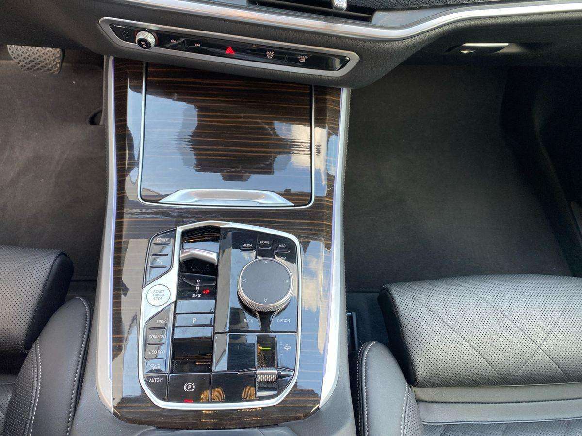Fahrzeugbild eines BMW X5
