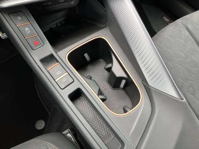 Fahrzeugbild eines CUPRA Terramar