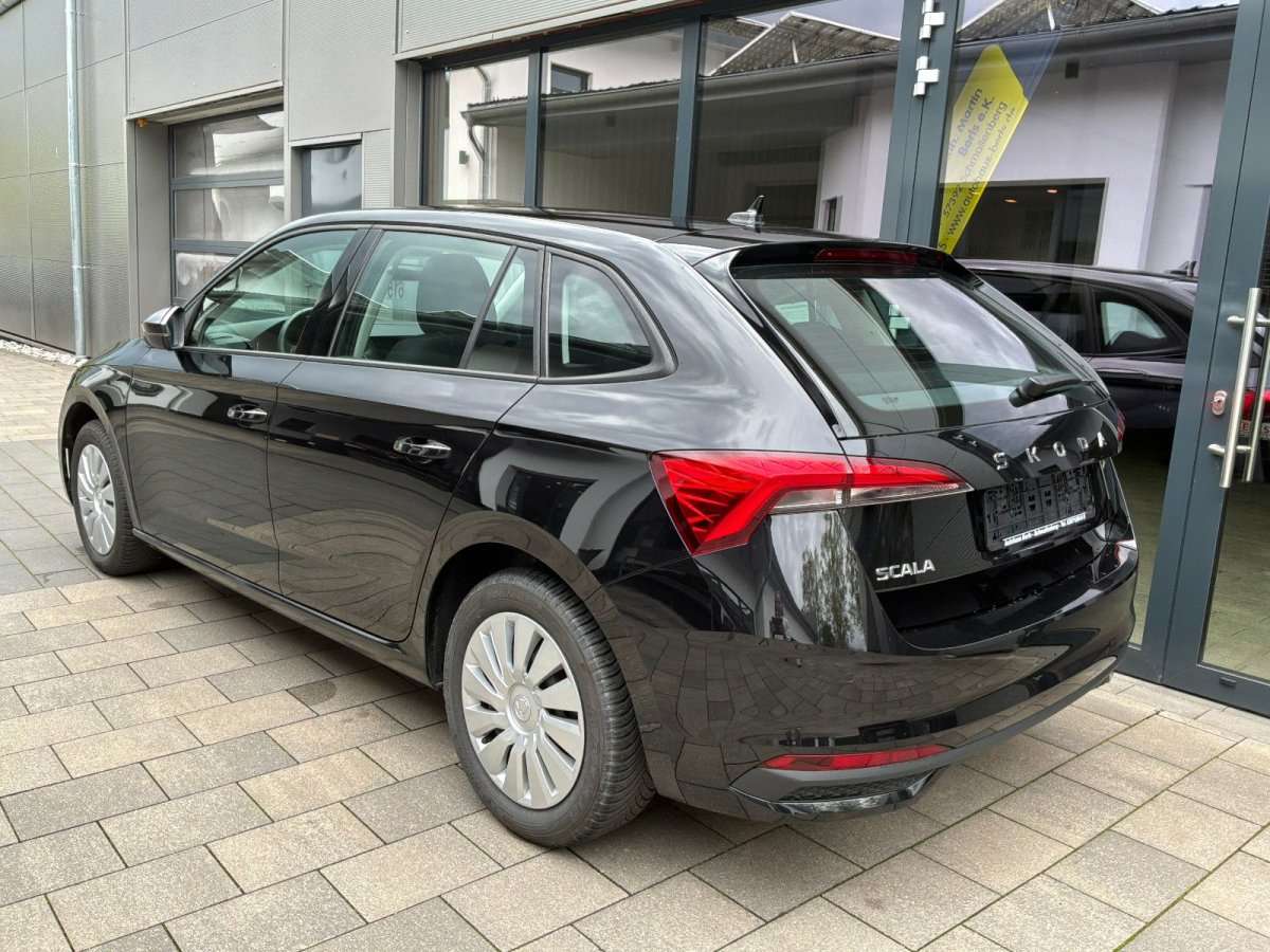 Fahrzeugbild eines Skoda Scala