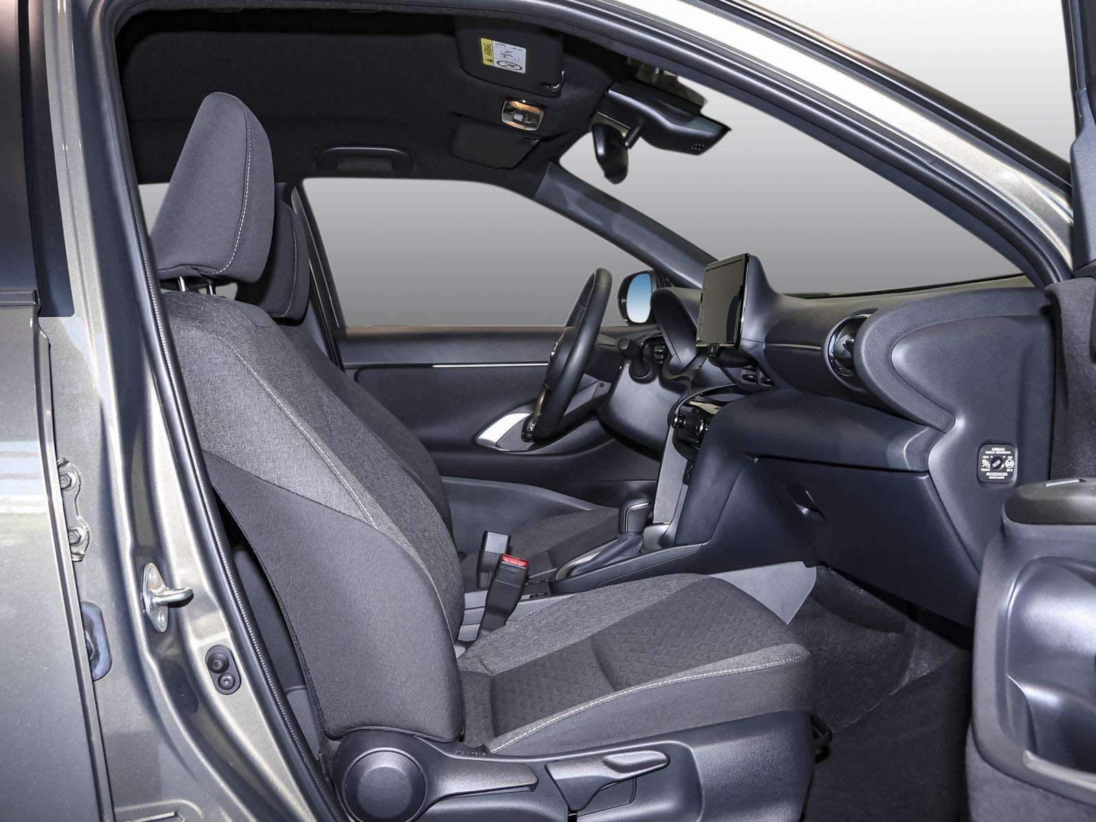 Fahrzeugbild eines Toyota Yaris Cross
