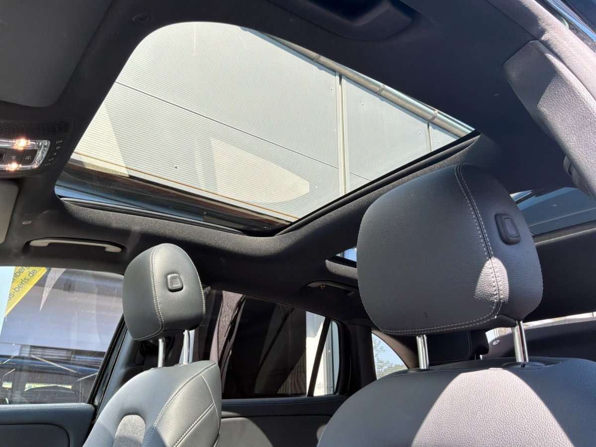 Fahrzeugbild eines Mercedes-Benz EQA