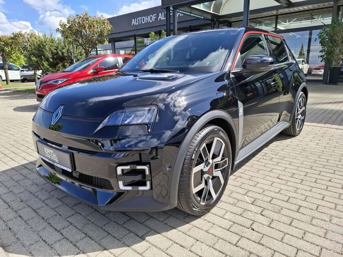 Fahrzeugbild eines Renault 5 E-TECH