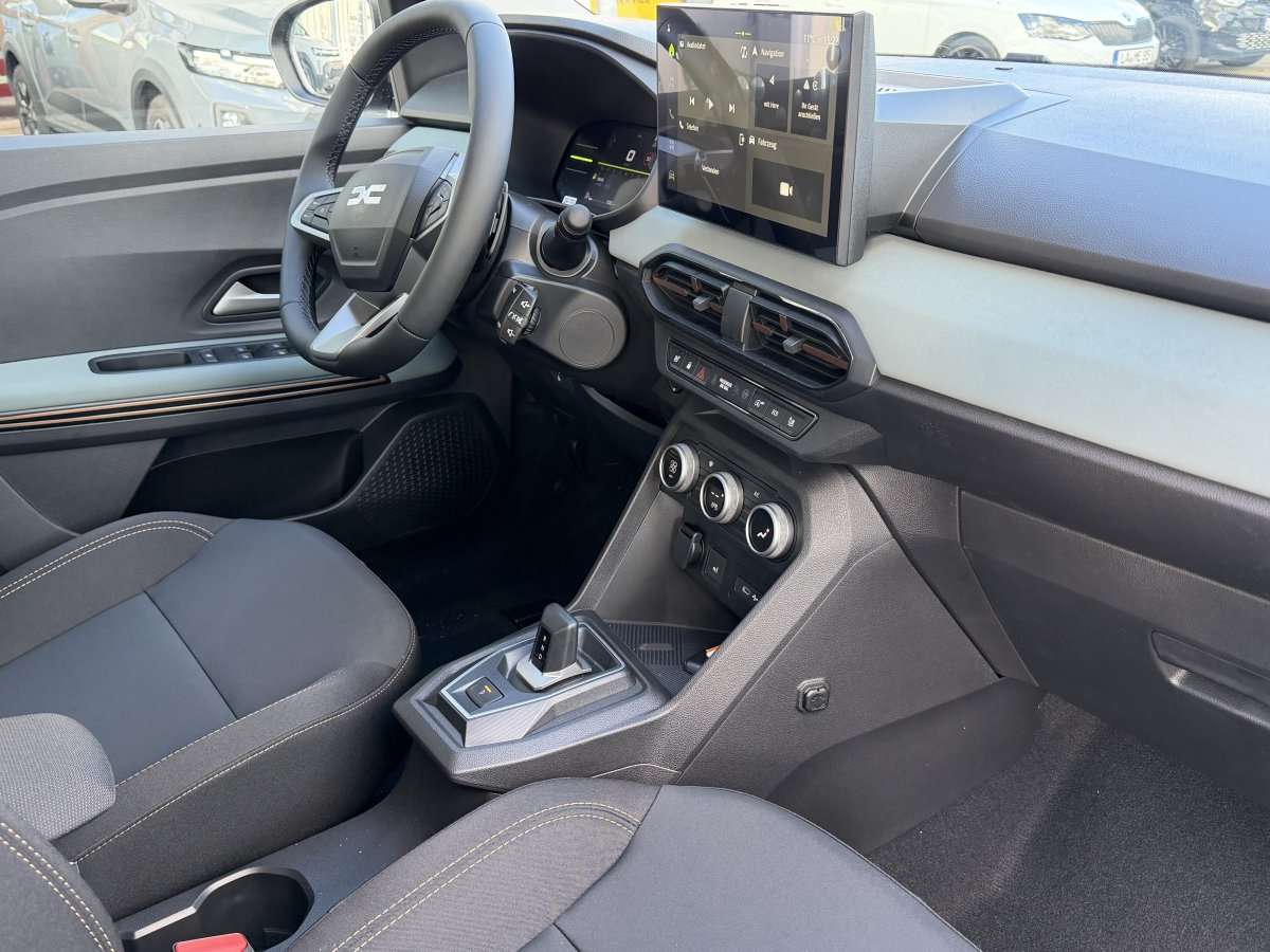 Fahrzeugbild eines Dacia Sandero