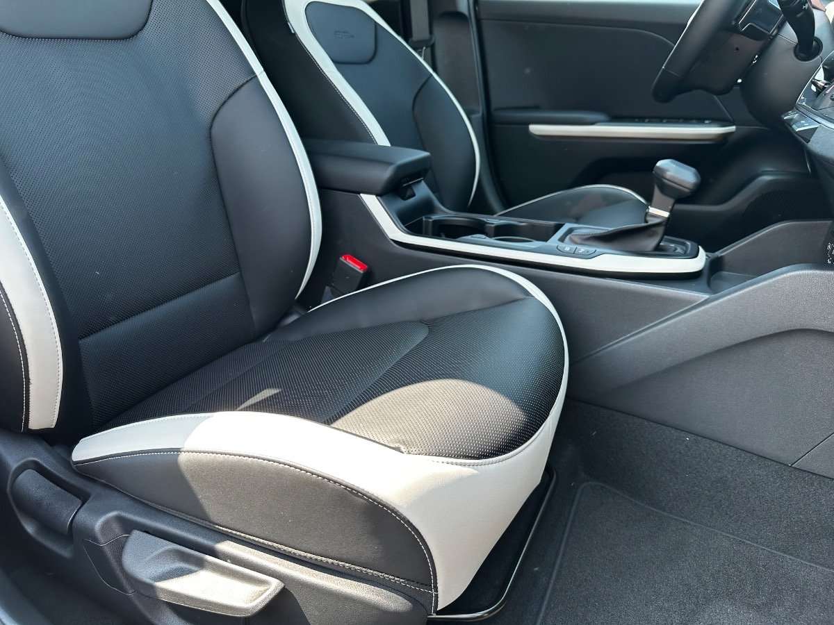 Fahrzeugbild eines Kia K4