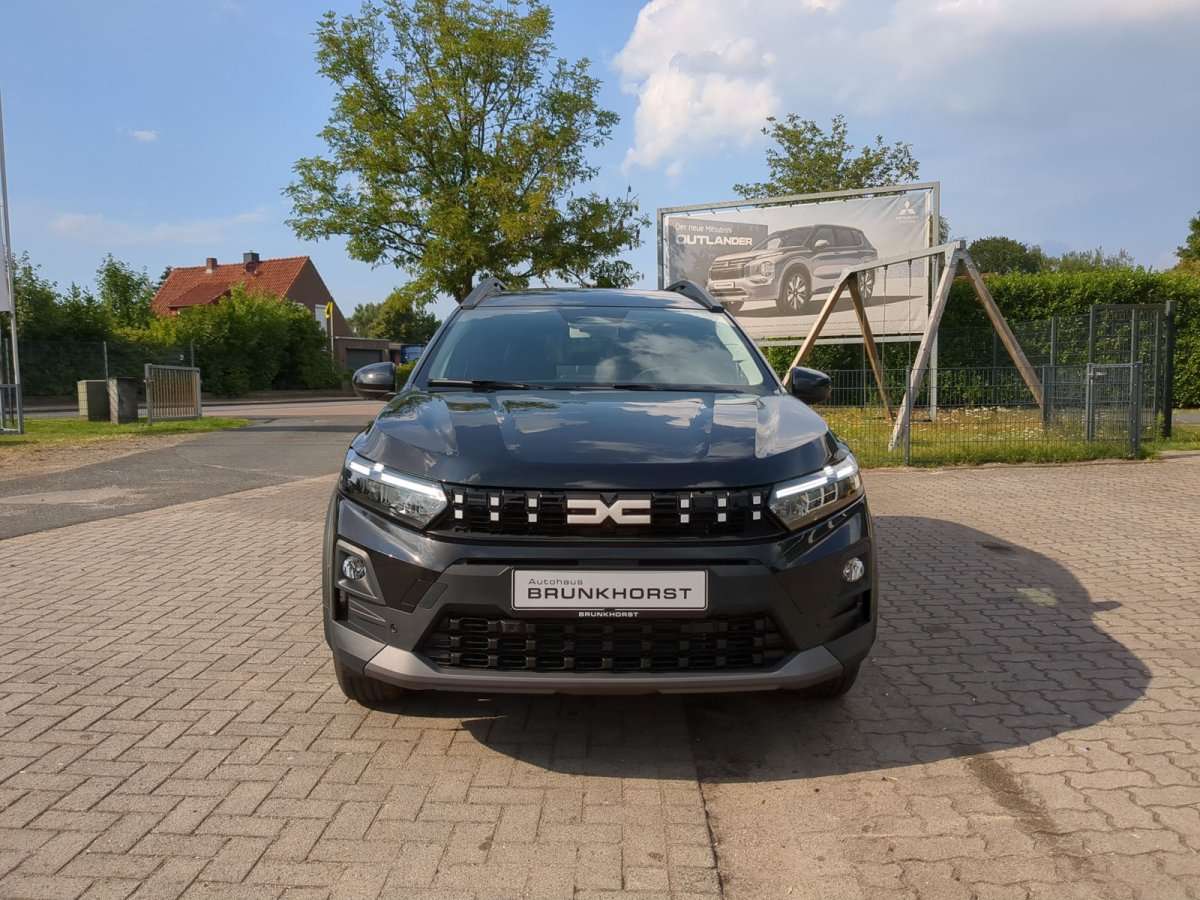 Fahrzeugbild eines Dacia Jogger