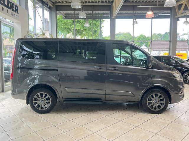 Fahrzeugbild eines Ford Tourneo Custom